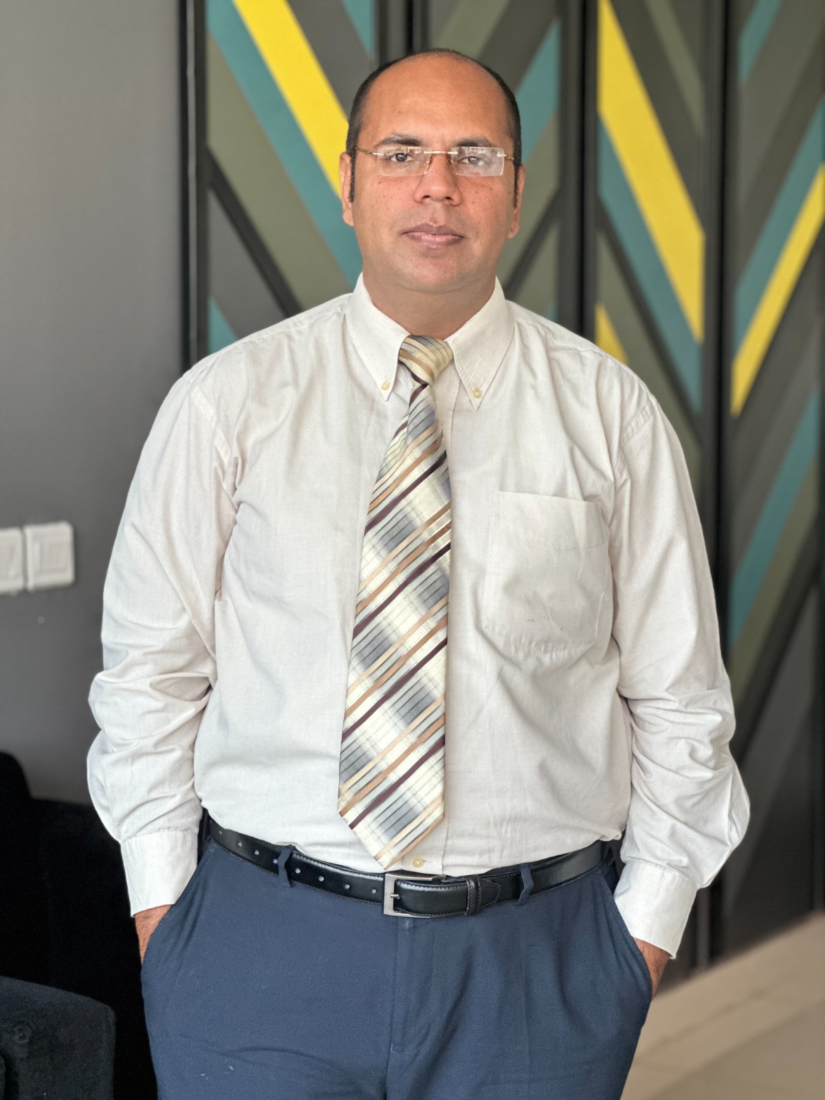 Prof. Shahbaz Ali - PhD English Linguistics